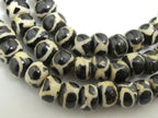20 beads - Tibetan circles eye design recycled cattle bone mala beads supply 6 - 7 mm size Nepal beads - ML012T