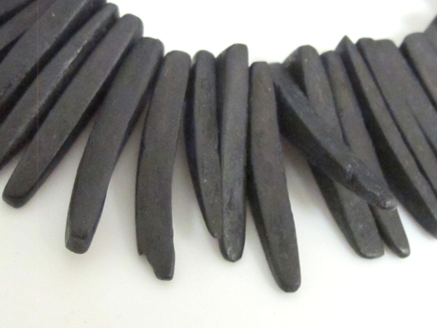 Black color coconut sticks - 25 sticks- NB106