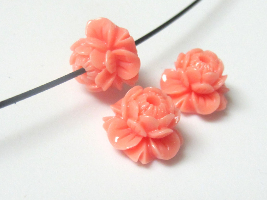 Pink lotus resin beads - 2 beads - BD446A