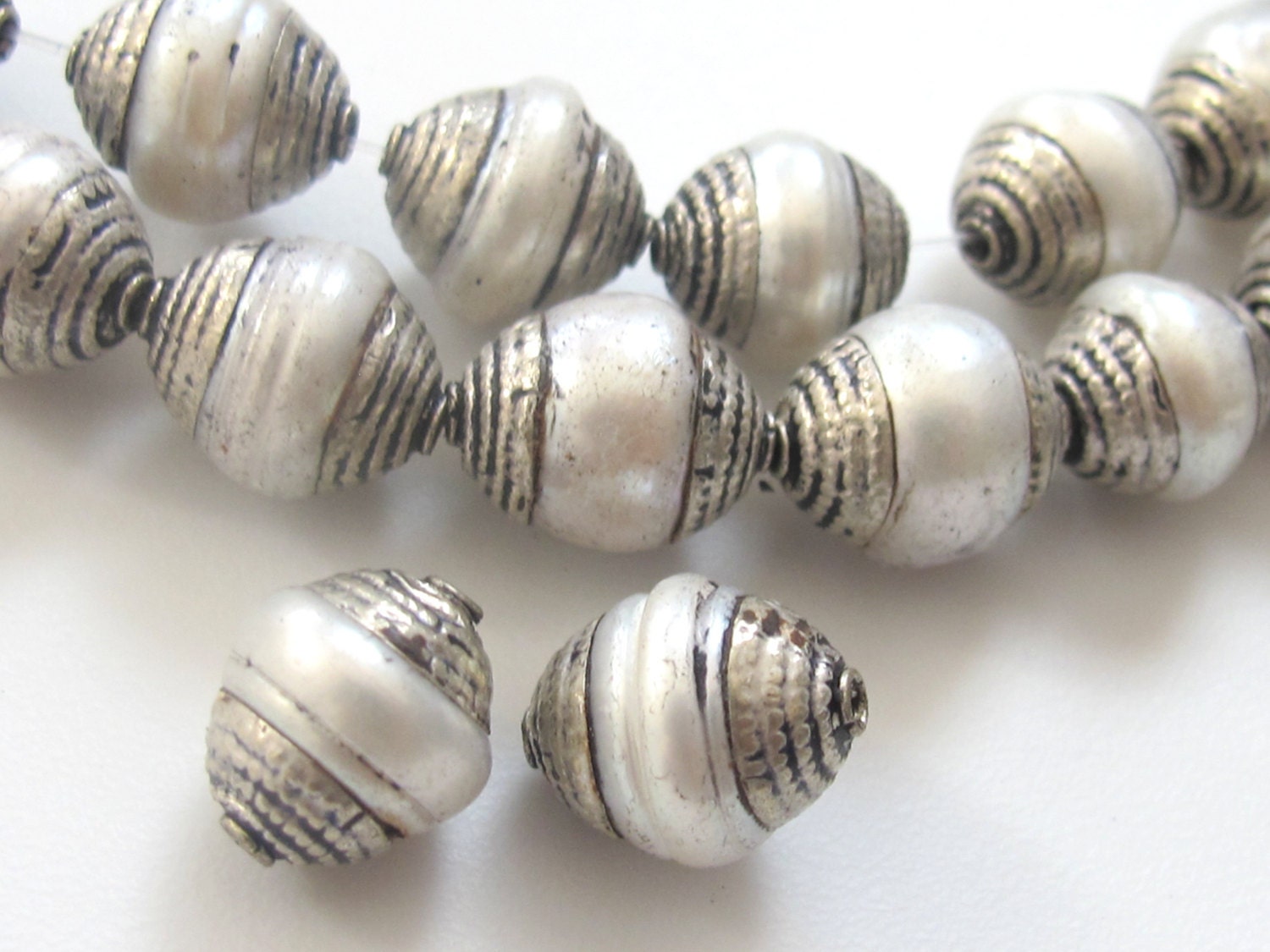 4 BEADS - Tibetan silver capped genuine fresh water pearl beads - BD455