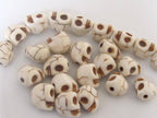 White Howlite turquoise skull beads - 10 beads - GM256