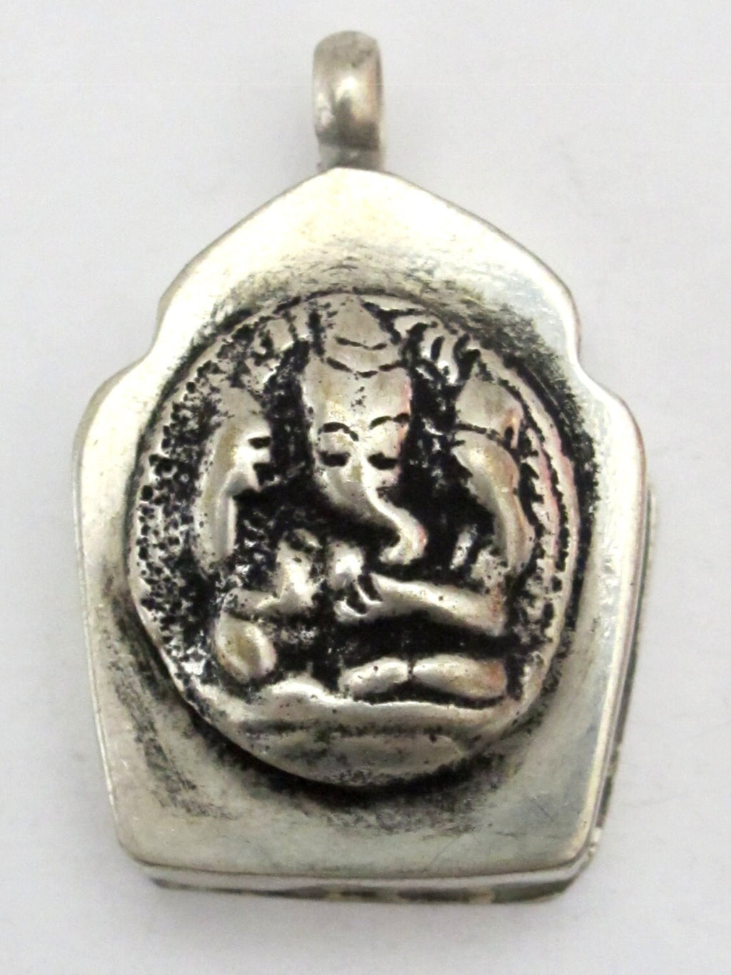 Four armed Ganesha Ghau prayer box pendant - PM178B