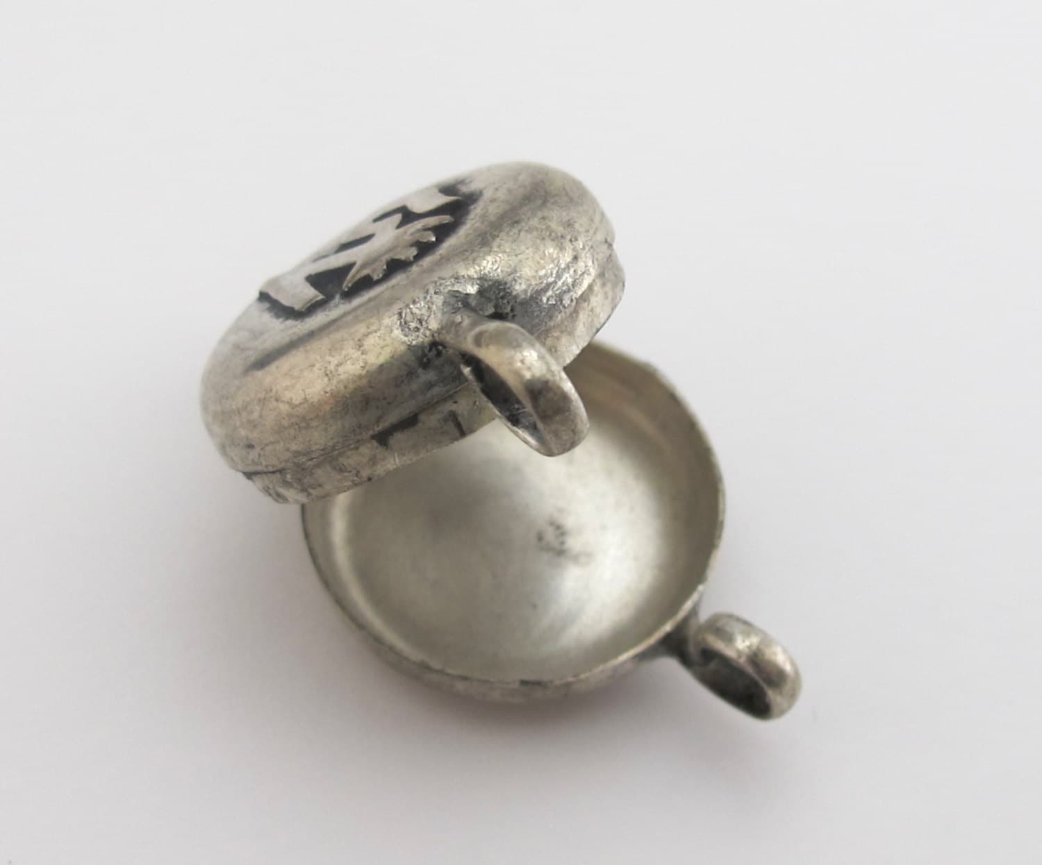 Small size Tibetan silver Ghau prayer box reversible Om with endless knot symbol pendant -PM180