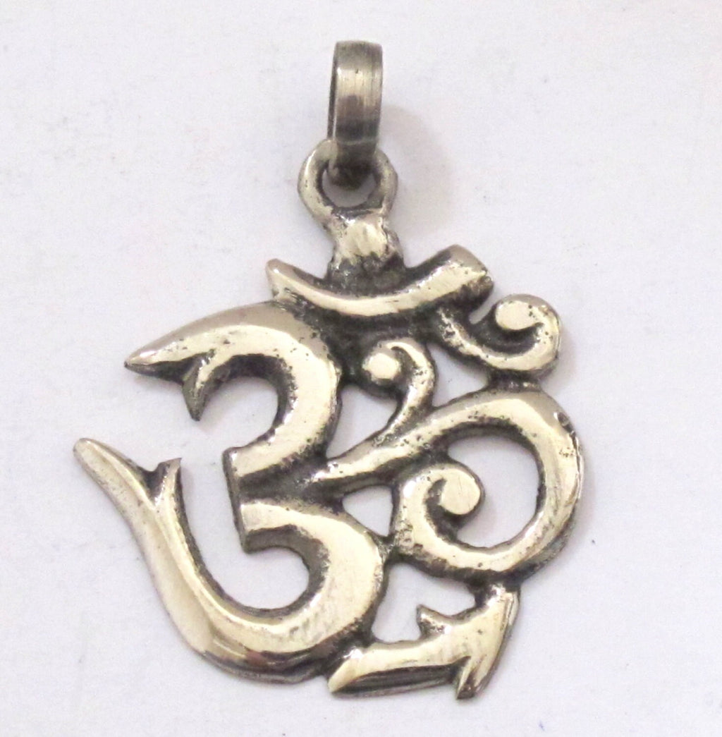 Meditation yoga Sanskrit Om pendant from Nepal - CP031C
