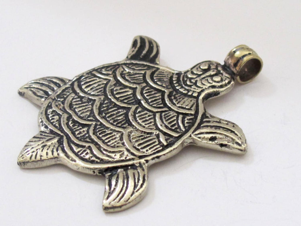 Gorgeous Large size Tibetan antiqued silver finish Turtle pendant Nepal - PM190