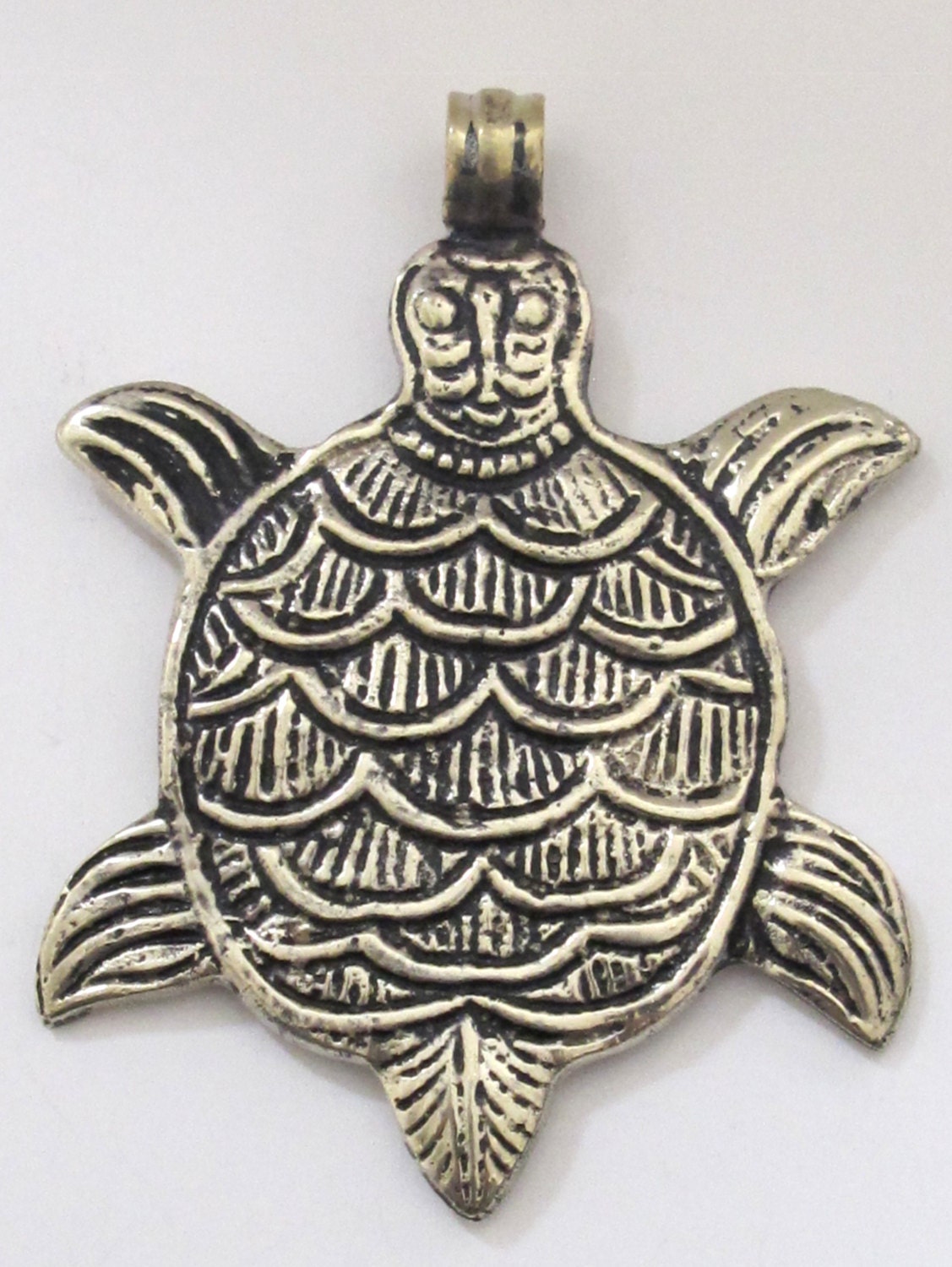 Gorgeous Large size Tibetan antiqued silver finish Turtle pendant Nepal - PM190