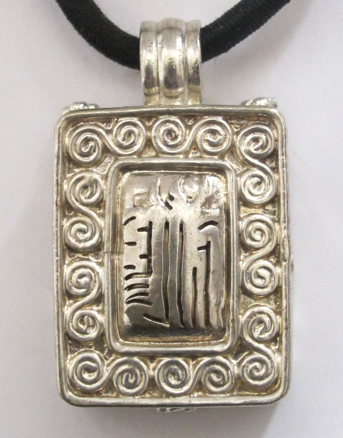 Tibetan silver color finish Ghau prayer box Kalachakra mantra with double spiral design pendant - PM191D