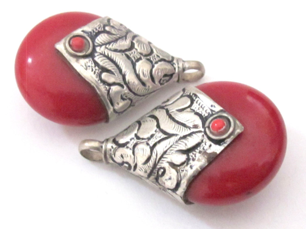 Large Tibetan antiqued silver finish red resin reversible pendant with floral design on bail - 1 Pendant - PM196