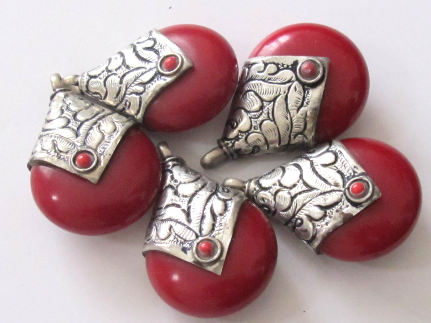 Large Tibetan antiqued silver finish red resin reversible pendant with floral design on bail - 1 Pendant - PM196