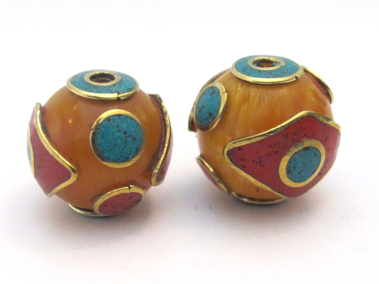 1 BEAD - 20 mm size Tibetan copal Resin eye design bead with brass , turquoise and inlay - BD504G