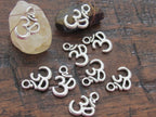 20 Charms - Silver tone yoga meditation om metal charms beads - BD459