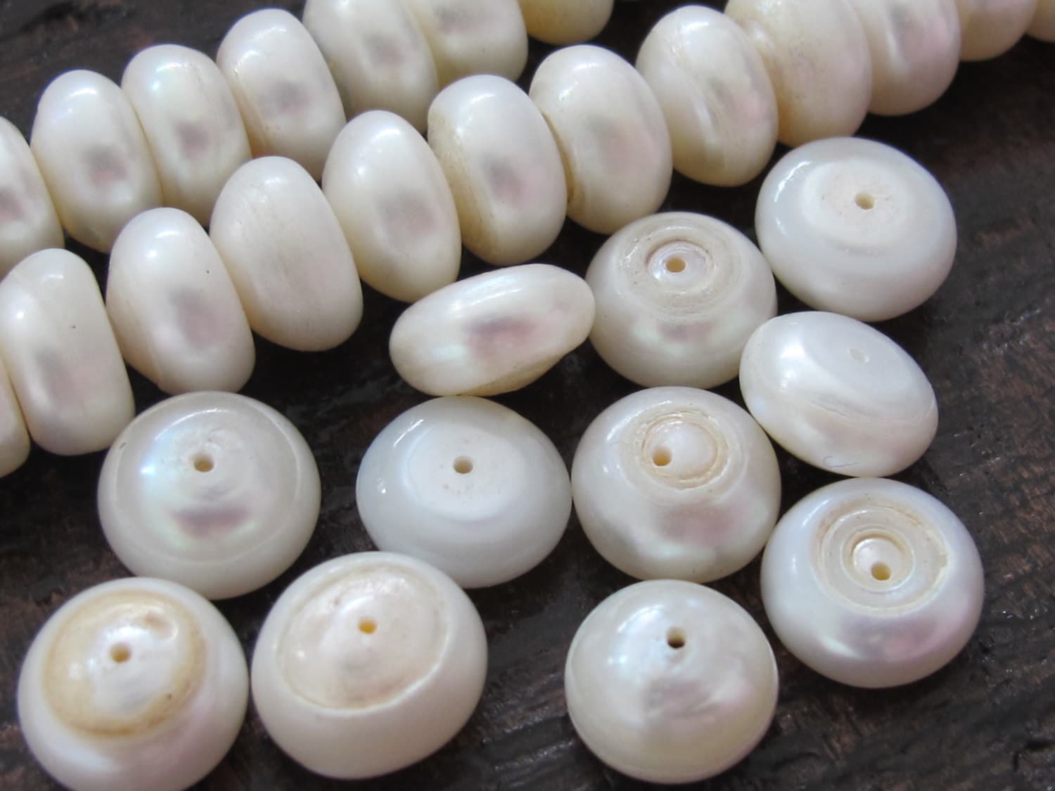 20 BEADS - Natural freshwater cultured cultured pearl rondelle shape beads - PL017