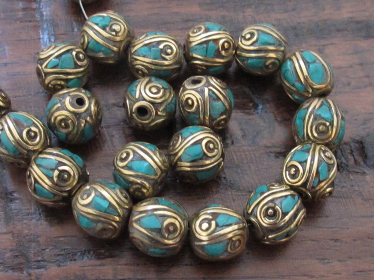 4 Beads-Nepalese oval shape brass beads with turquoise inlay from Nepal - BD520s