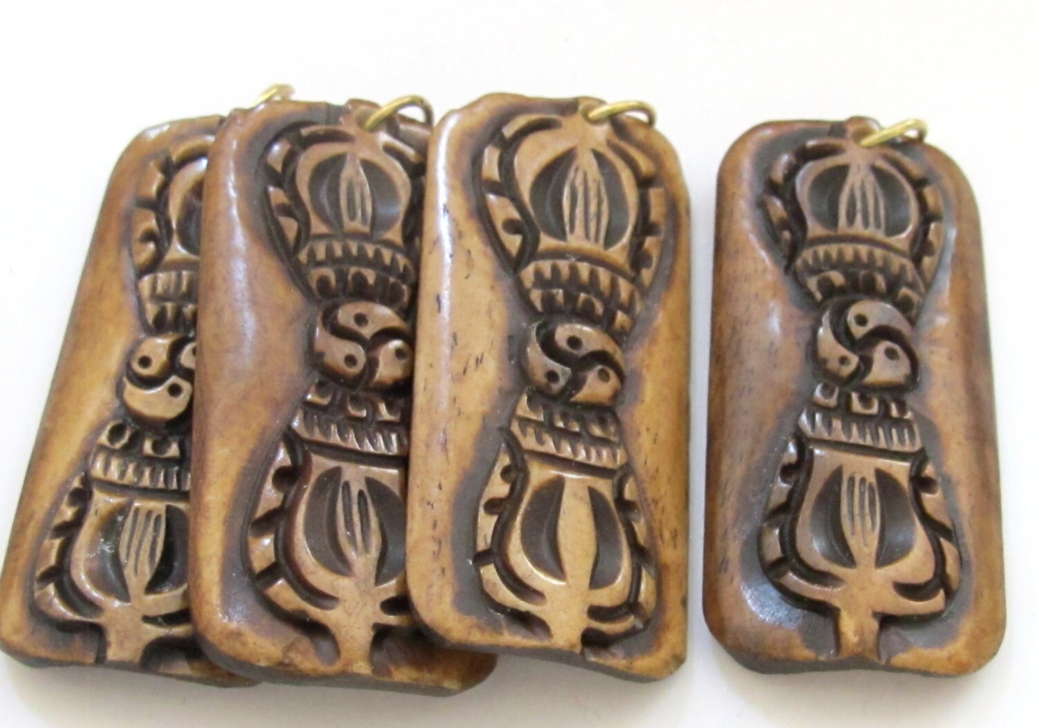 1 Pendant - Large Carved Tibetan Vajra Dorje rectangular convex bar shape recycled cattle bone pendant - PB072