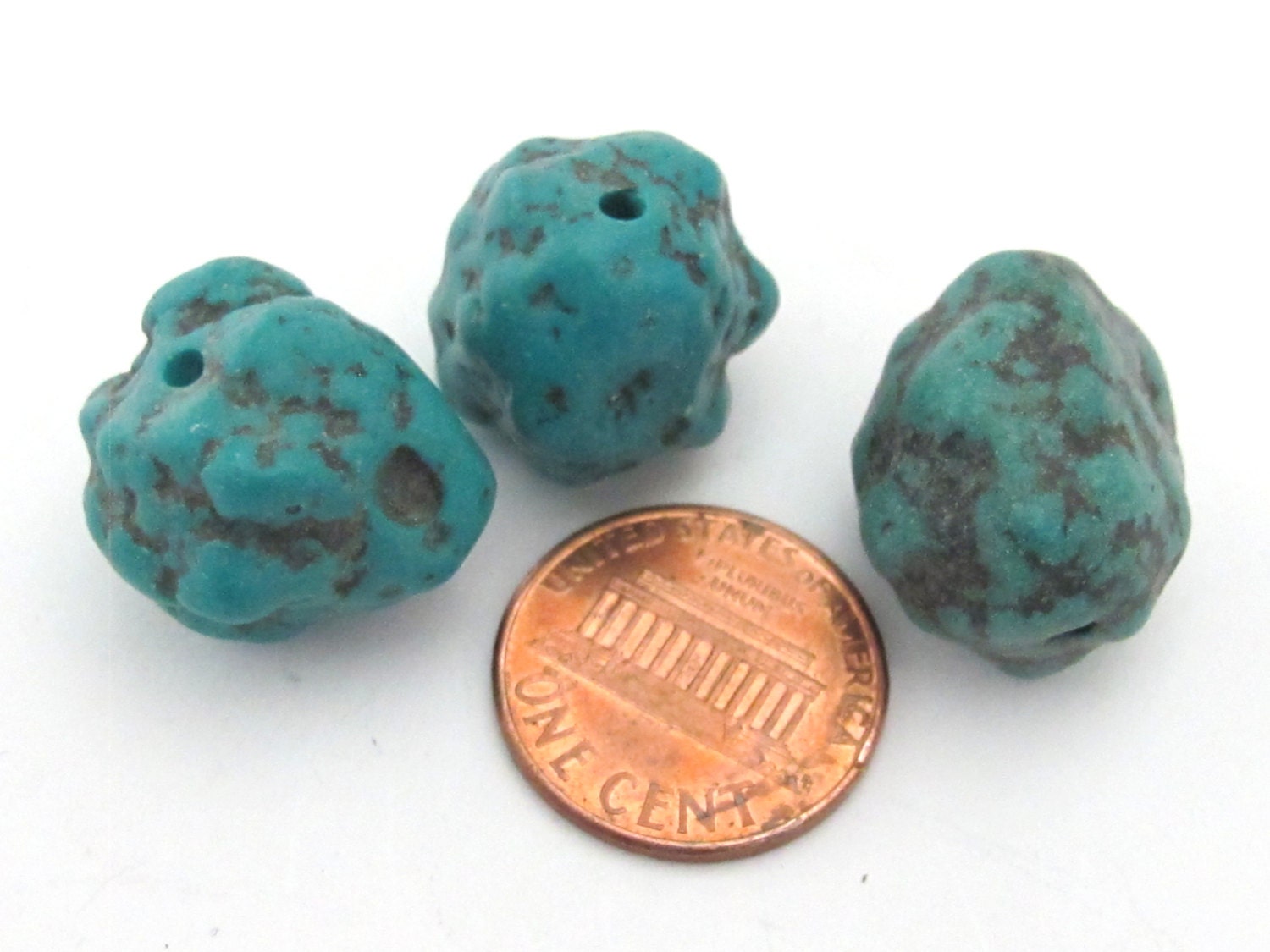 2 BEADS - Thick Tibetan turquoise nugget gemstone beads from Nepal - GM271