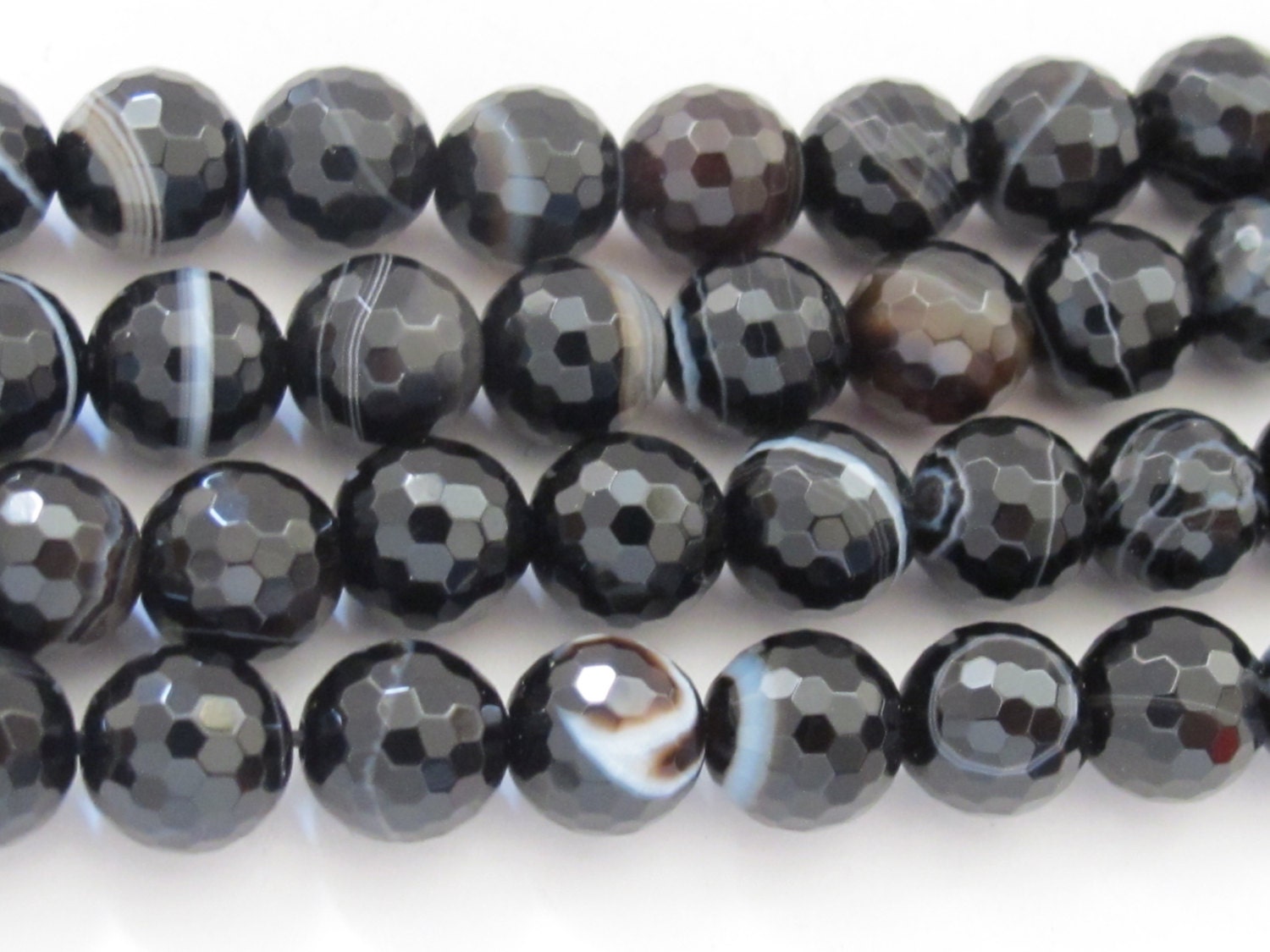 10 BEADS - Gorgeous microfaceted black brown 8 mm size banded agate beads - GM272
