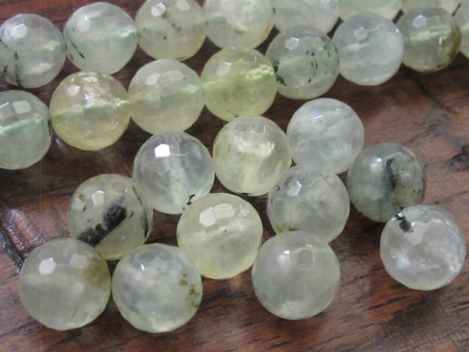 10 BEADS - Faceted Natural Prehnite gemstone beads 10 mm size green color - GM244A