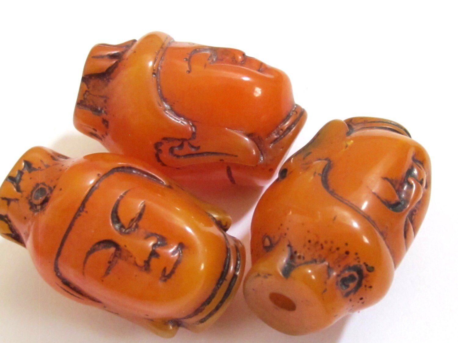 1 Large thick Tibetan Resin Buddha bead – Nepal Buddhist Jewelry Making Supply – Mala making Focal Bead - Decor BD561B