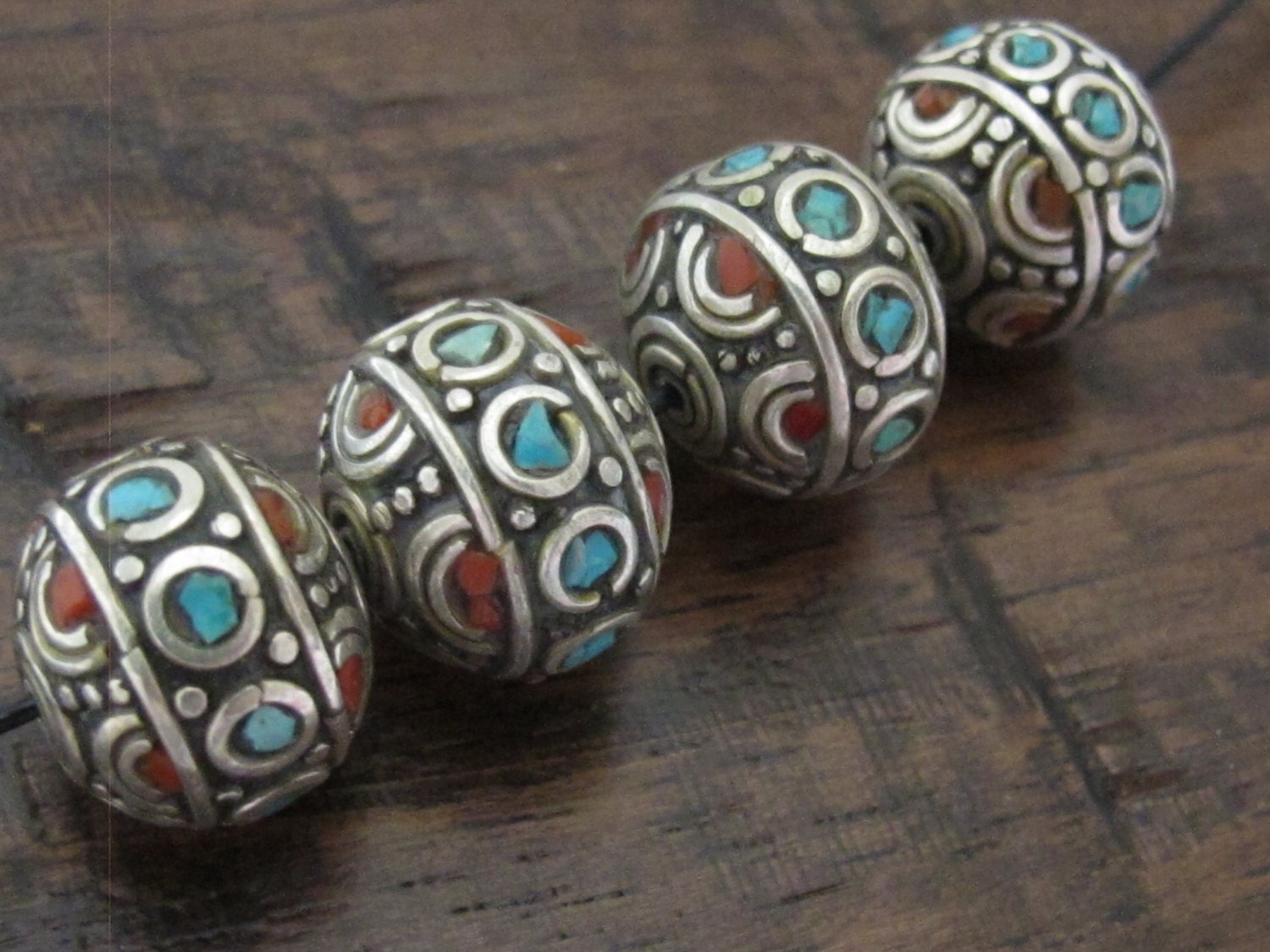 2 Beads - Beautiful Thick Round oval Tibetan silver inlaid bead with coral and turquoise - BD564