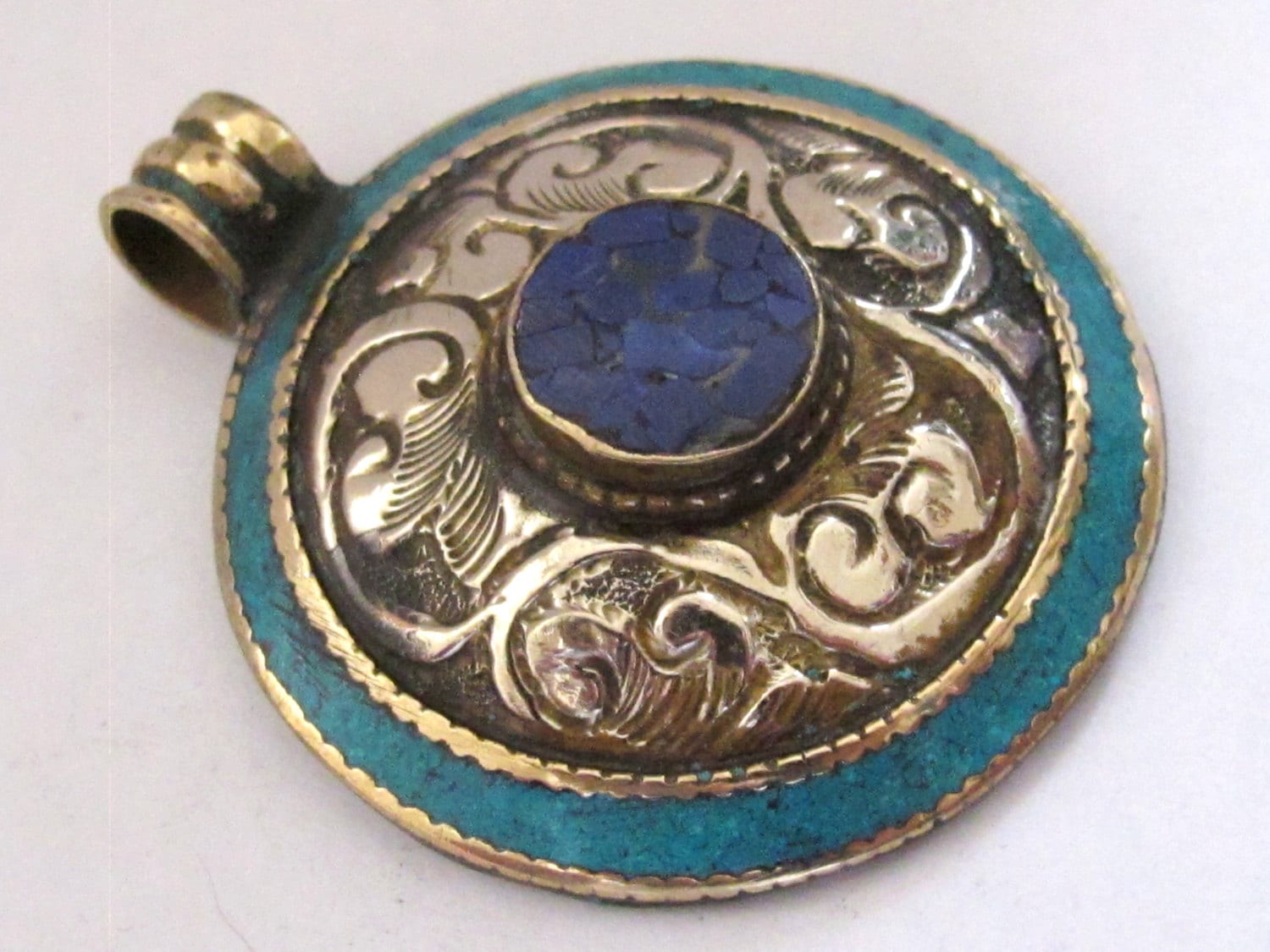 Ethnic Tibetan silver dome shape floral bail reversible design pendant with lapis turquoise inlay - PM221B