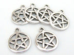 10 Pieces -Star round silver tone disc charms - BD571