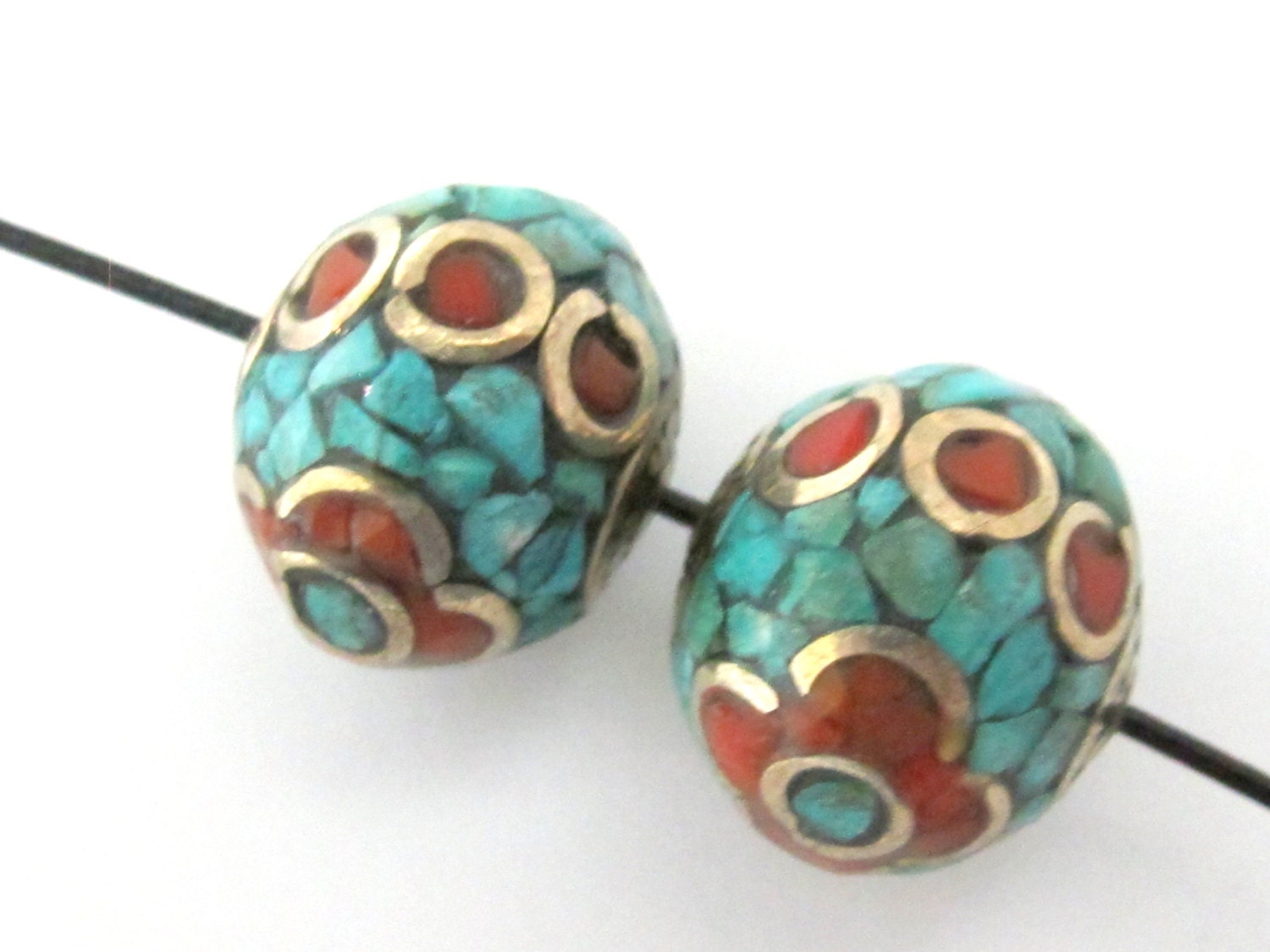 1 BEAD - Thick rondelle nepalese bead - BD078B