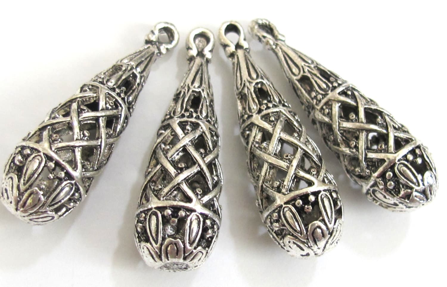 2 Pieces - Antiqued silver color plated teardrop shape metal charm beads - BD573