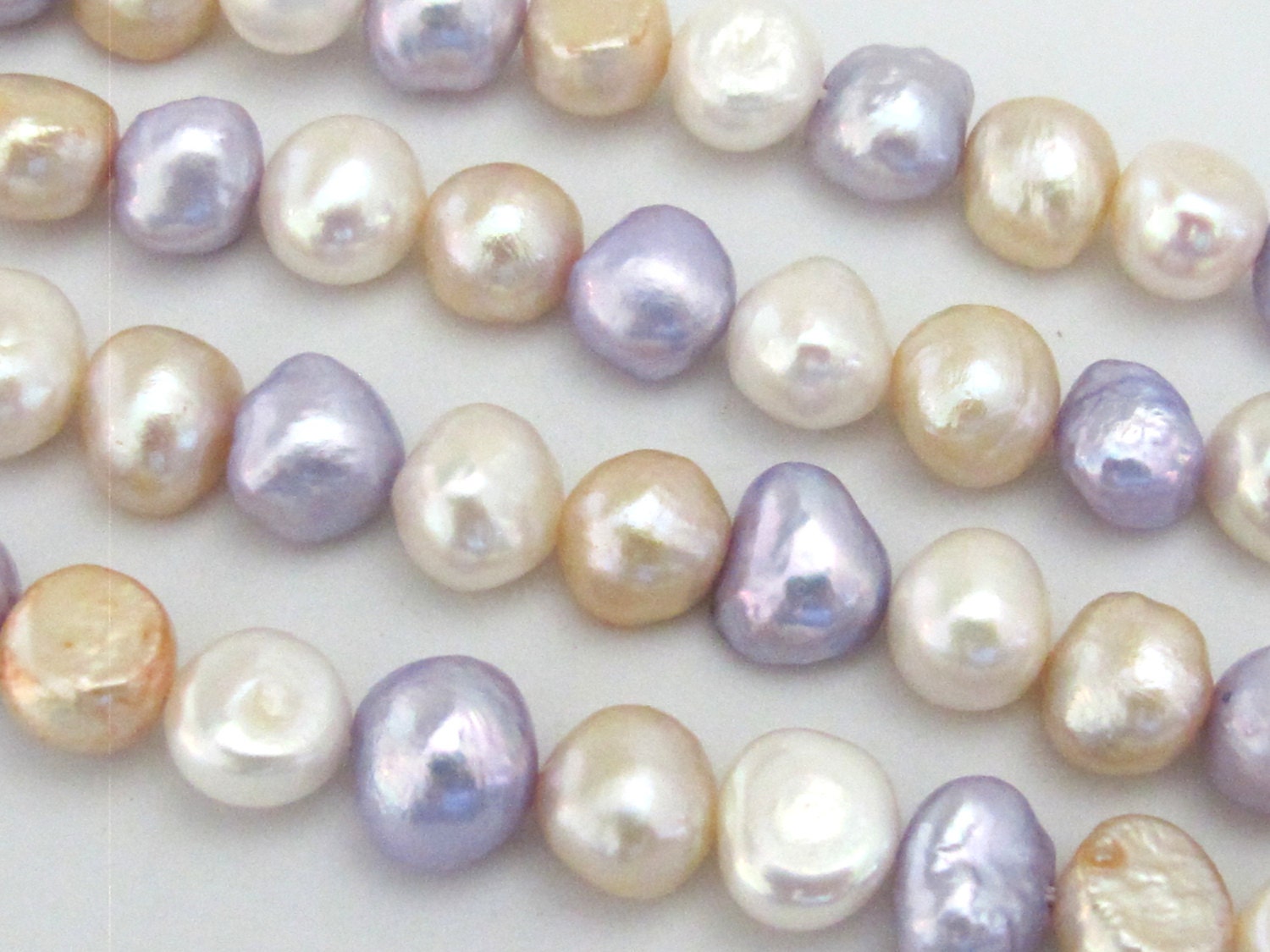 1 Full Strand - Lilac champagne and white color genuine freshwater potato pearls 16 inches - PL023