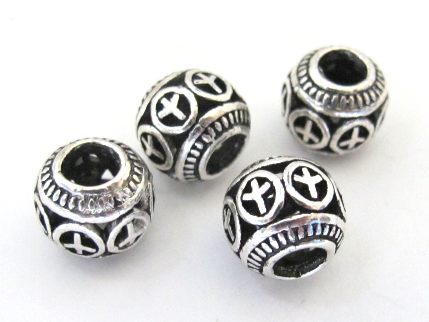 4 BEADS - Antiqued silver retro Peace symbol rondelle shape large hole beads - BD585