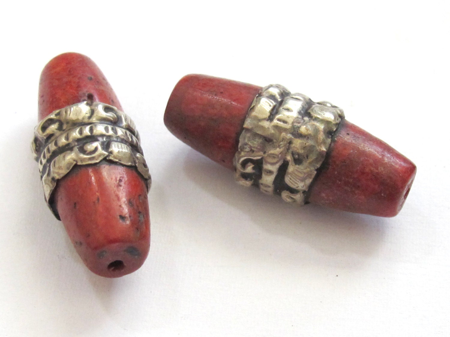 1 BEAD - Tibetan coral bead encased in tibetan silver band - BD591A