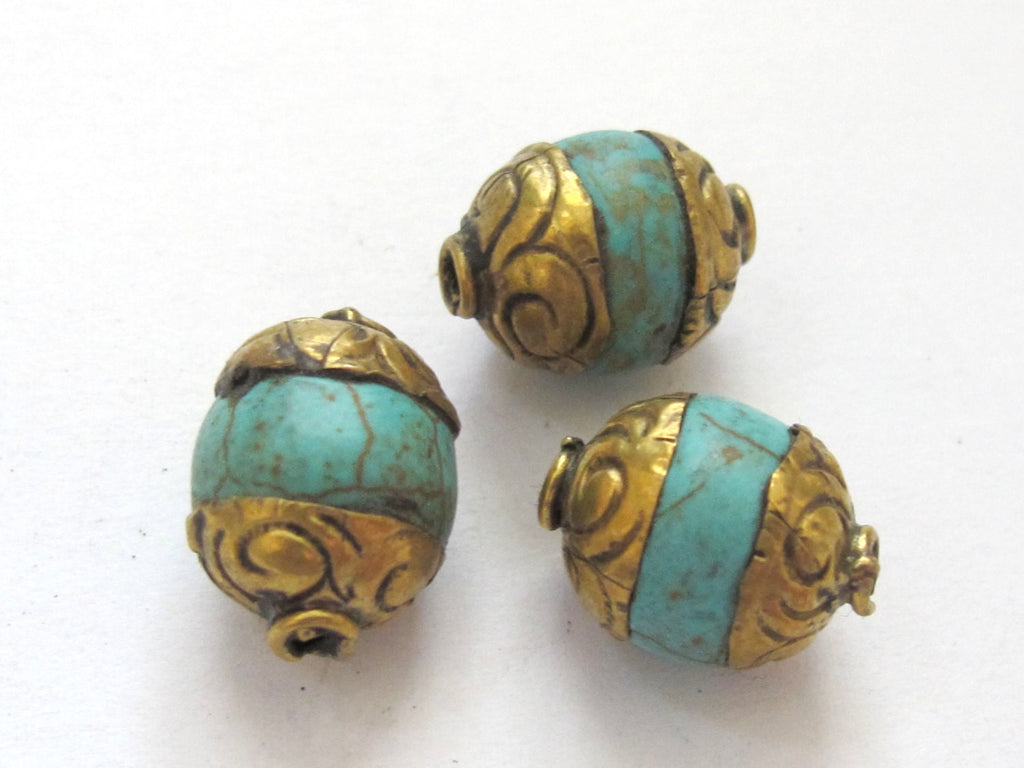 2 BEADS - Capped Tibetan turquoise gemstone beads from Nepal - BD596B