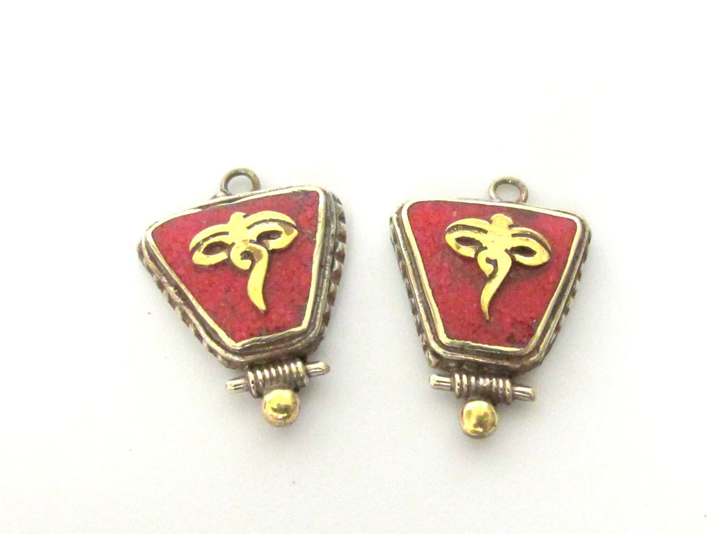 1 charm - Small Size trapezoid shape Tibetan Buddha eyes coral inlaid brass charm pendant - PM247J