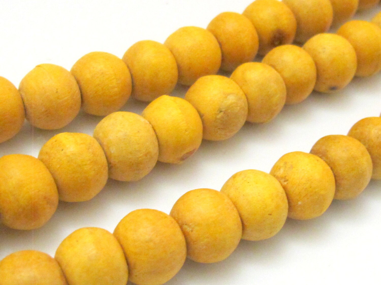 10 Beads - Natural wood Beads from Burma - 12 mm size - NB117