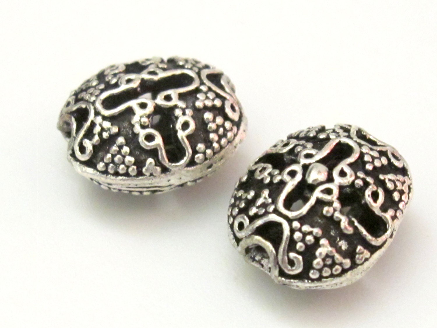 2 BEADS - Thick oval shape Sterling silver plated cross design bead - BD603B