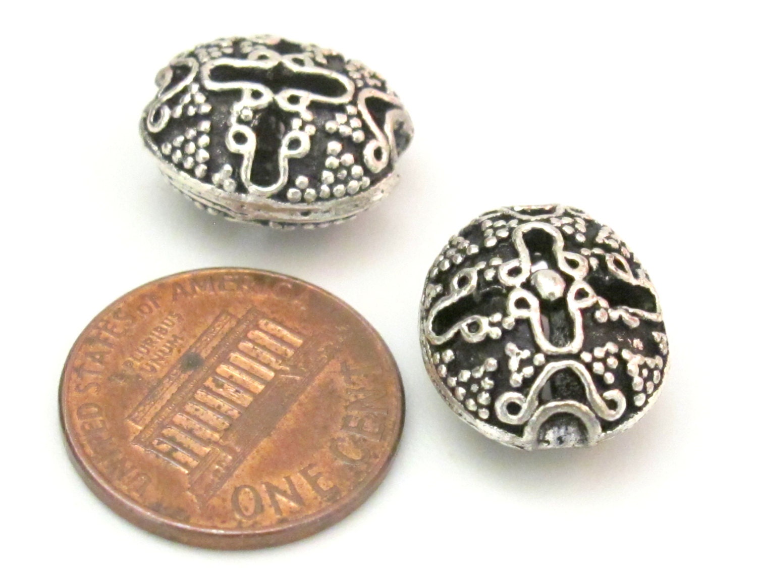 2 BEADS - Thick oval shape Sterling silver plated cross design bead - BD603B