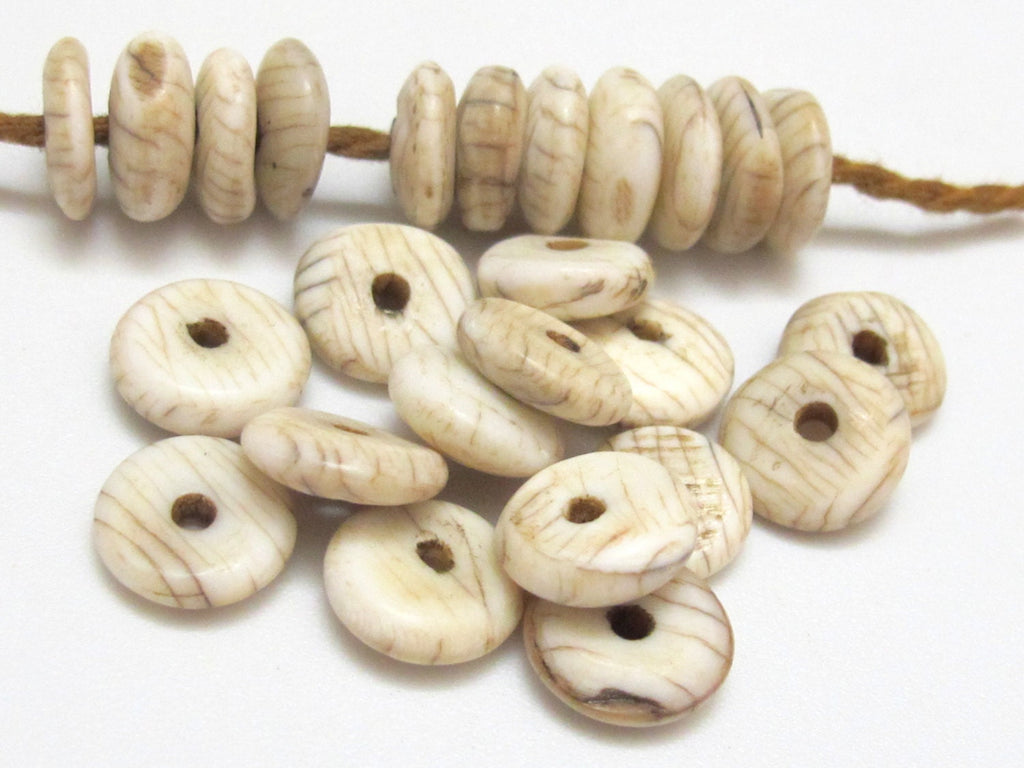 10 Beads - Small Ethnic Naga natural conch shell flat disc beads 10 -11 mm size -- CH057