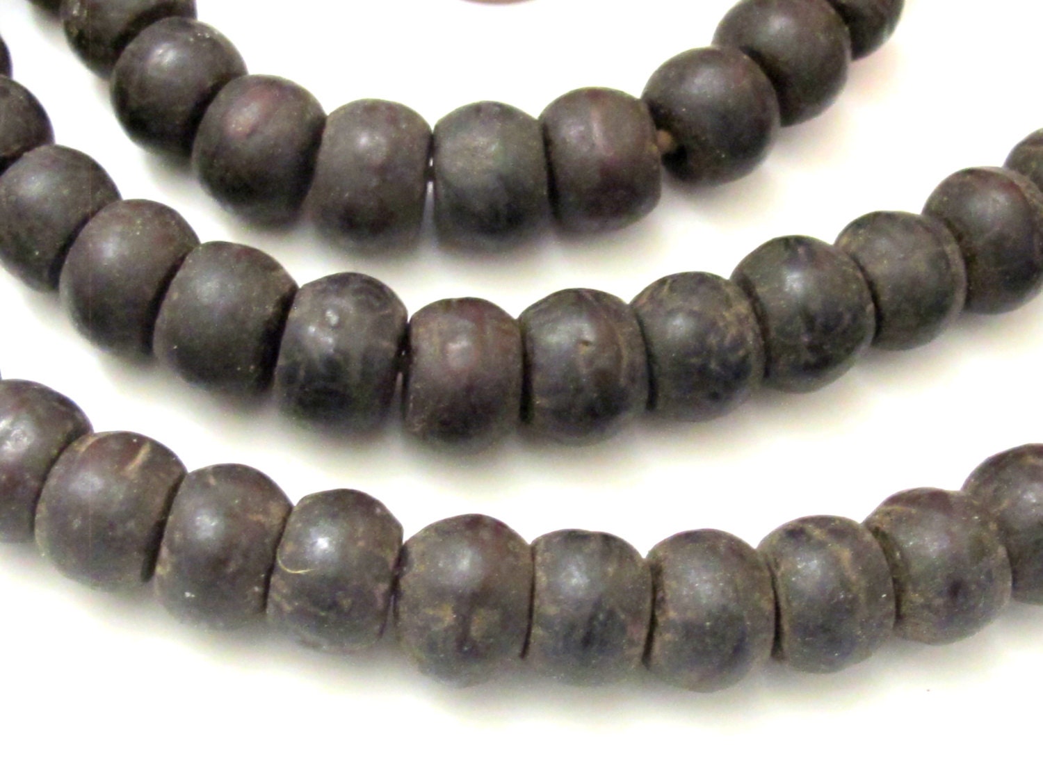 10 BEADS - Old natural Bodhi seed beads 12 - 14mm - NB118