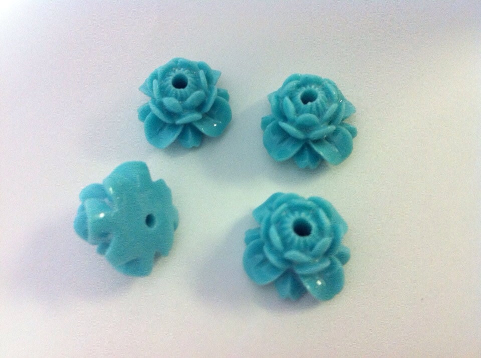 4 beads Tibetan lotus beads - Blue lotus flower resin beads - BD446B