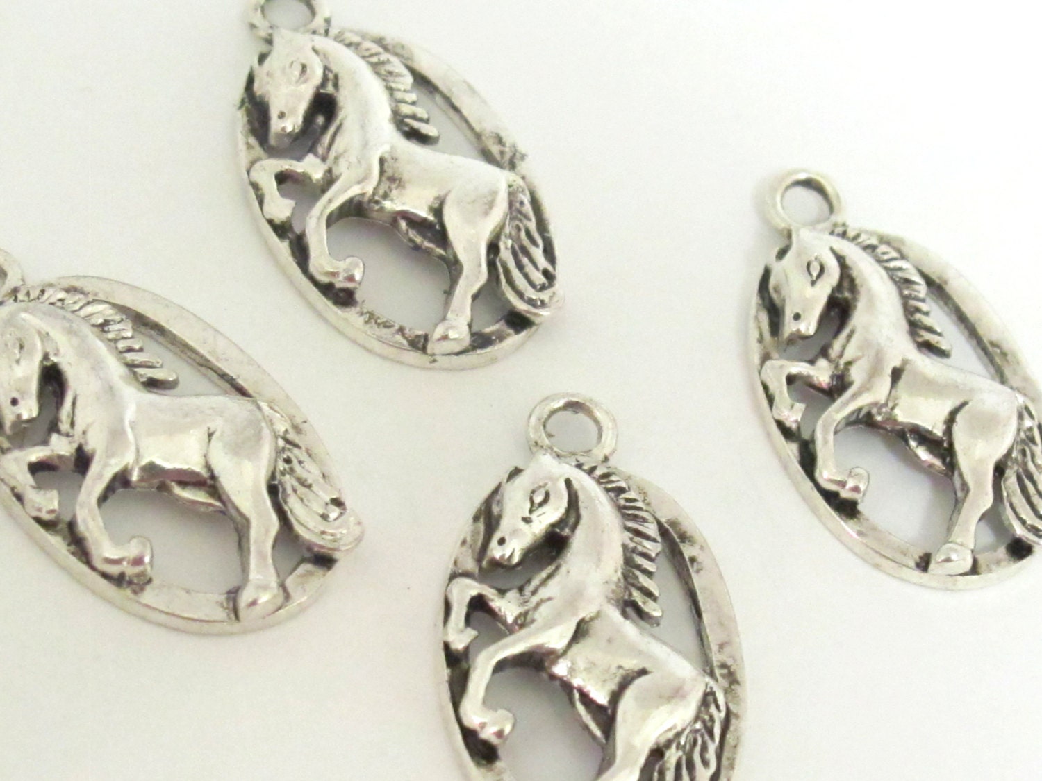 2 - Horse charms oval shape antiqued silver finish - CM081