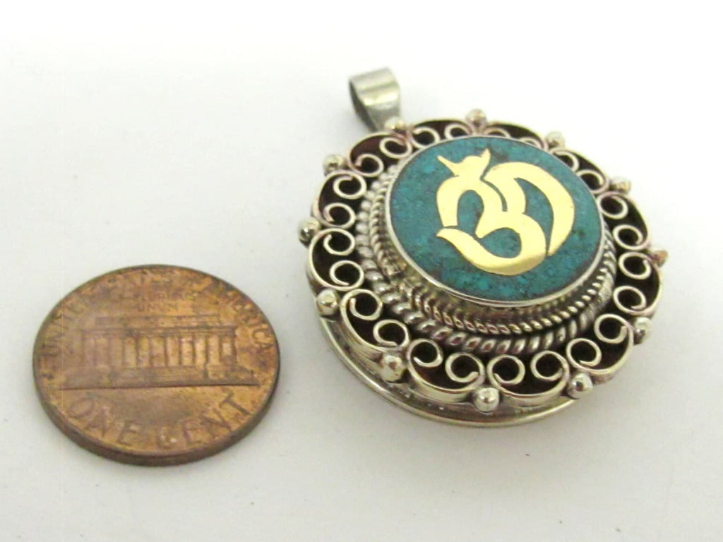 Tibetan Ghau prayer box Om mantra filigree pendant with turquoise inlay - PM256E