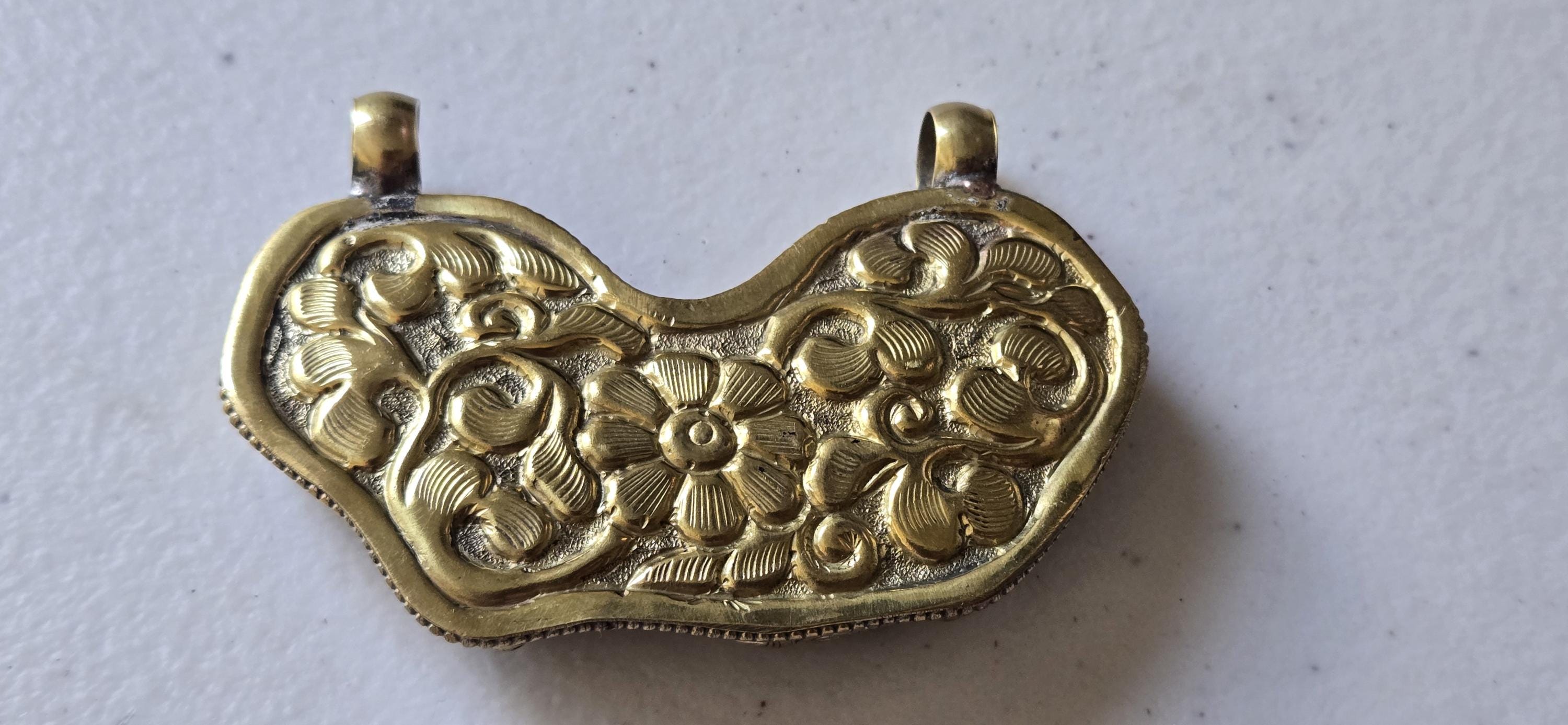 1 Pendant - Large Ethnic Tibetan carved Bone turtle family design brass pendant with flower carving on reverse side - PB001H