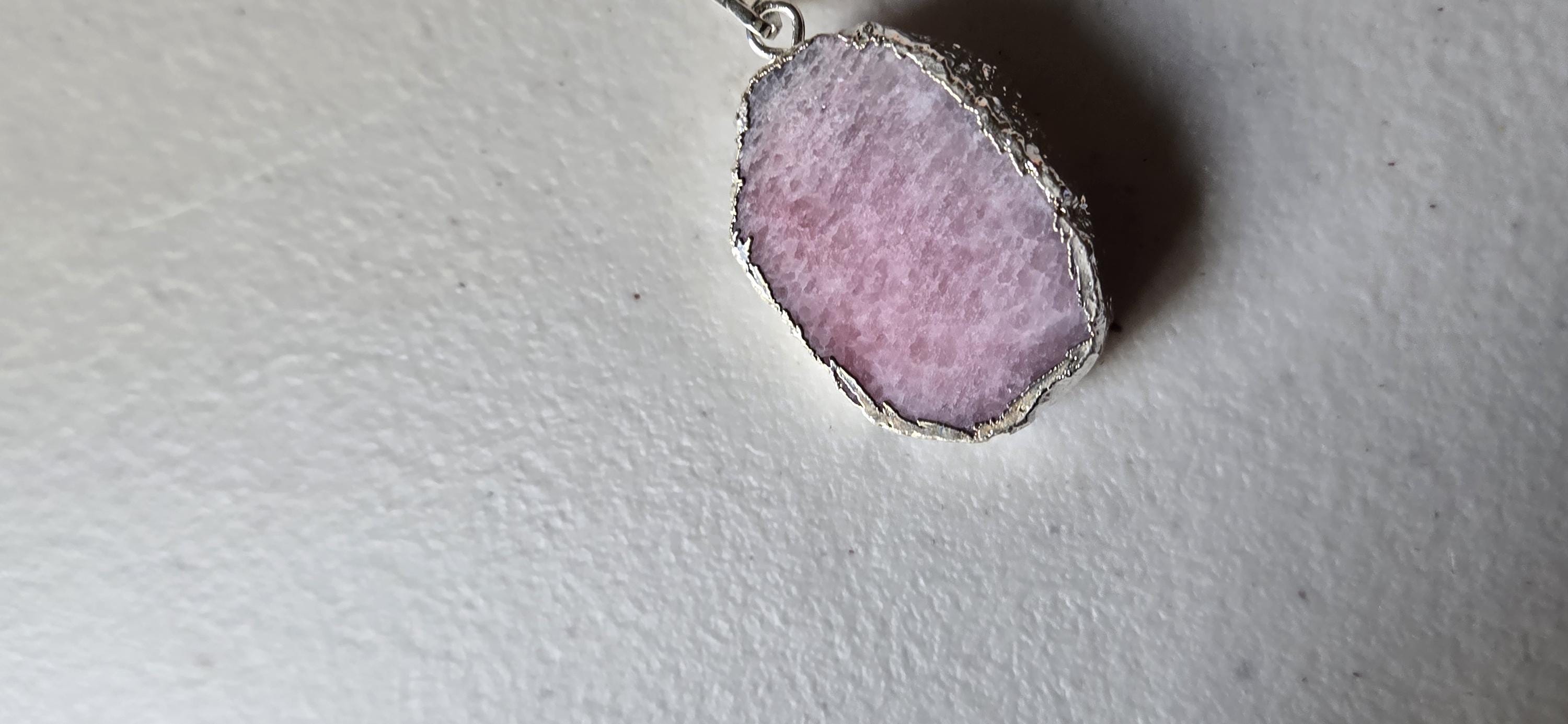 Pink quartz shimmer Druzy agate geode silver edged pendant - SP020E