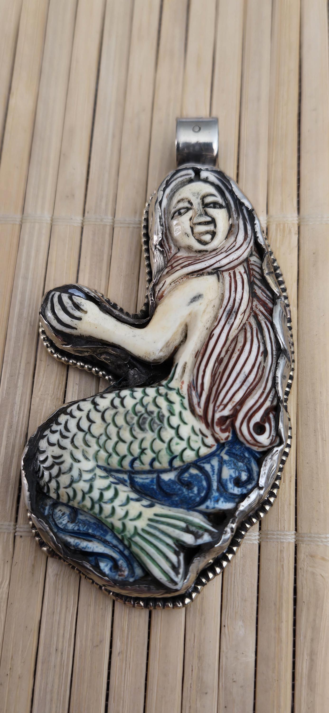 1 mermaid Pendant - Large size carved painted upcycled cattle bone pendant with mermaid design floral carving on reverse side - PM278D