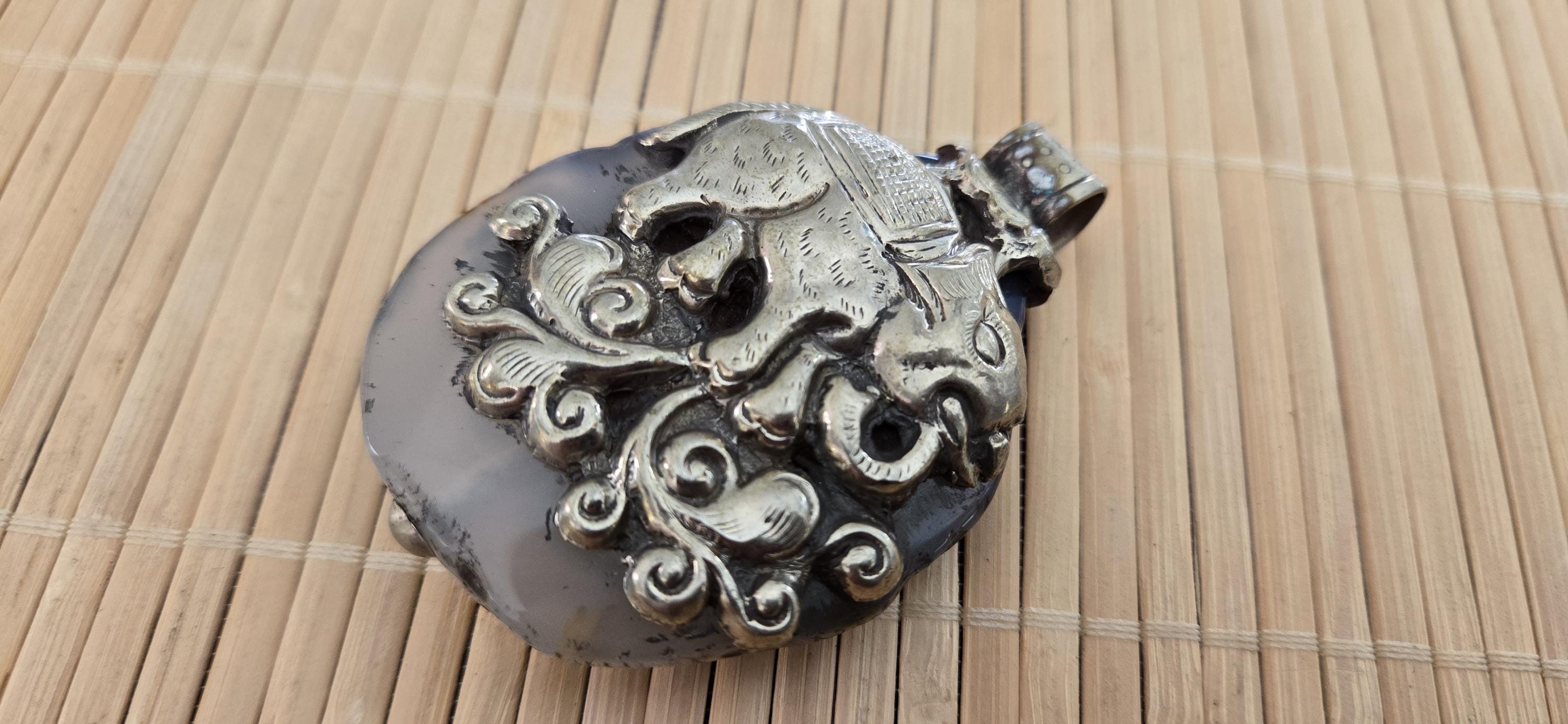 OOAK large freeform Tibetan pendant agate gemstone elephant pendant with deer reversible design unique nepal pendants - 1 pc - PM275A