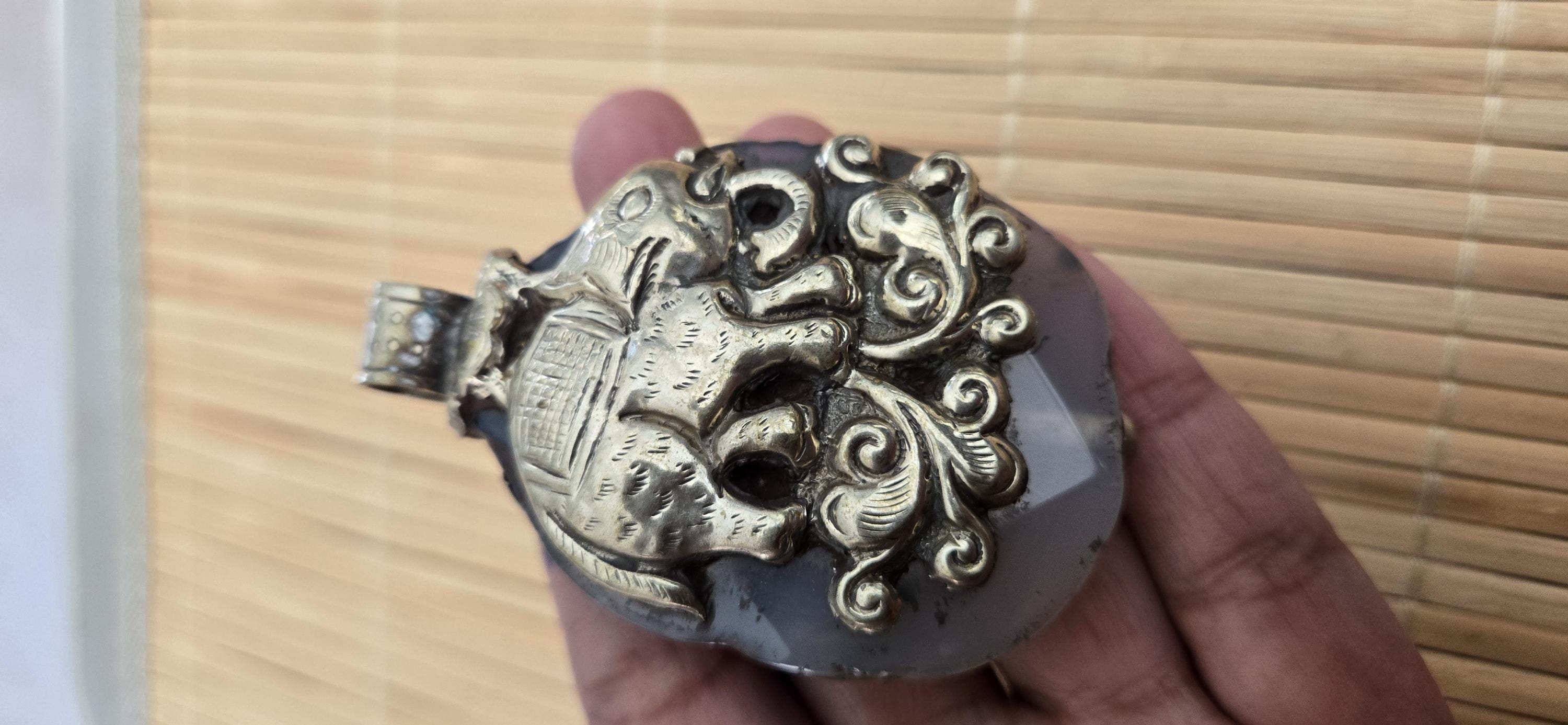 OOAK large freeform Tibetan pendant agate gemstone elephant pendant with deer reversible design unique nepal pendants - 1 pc - PM275A