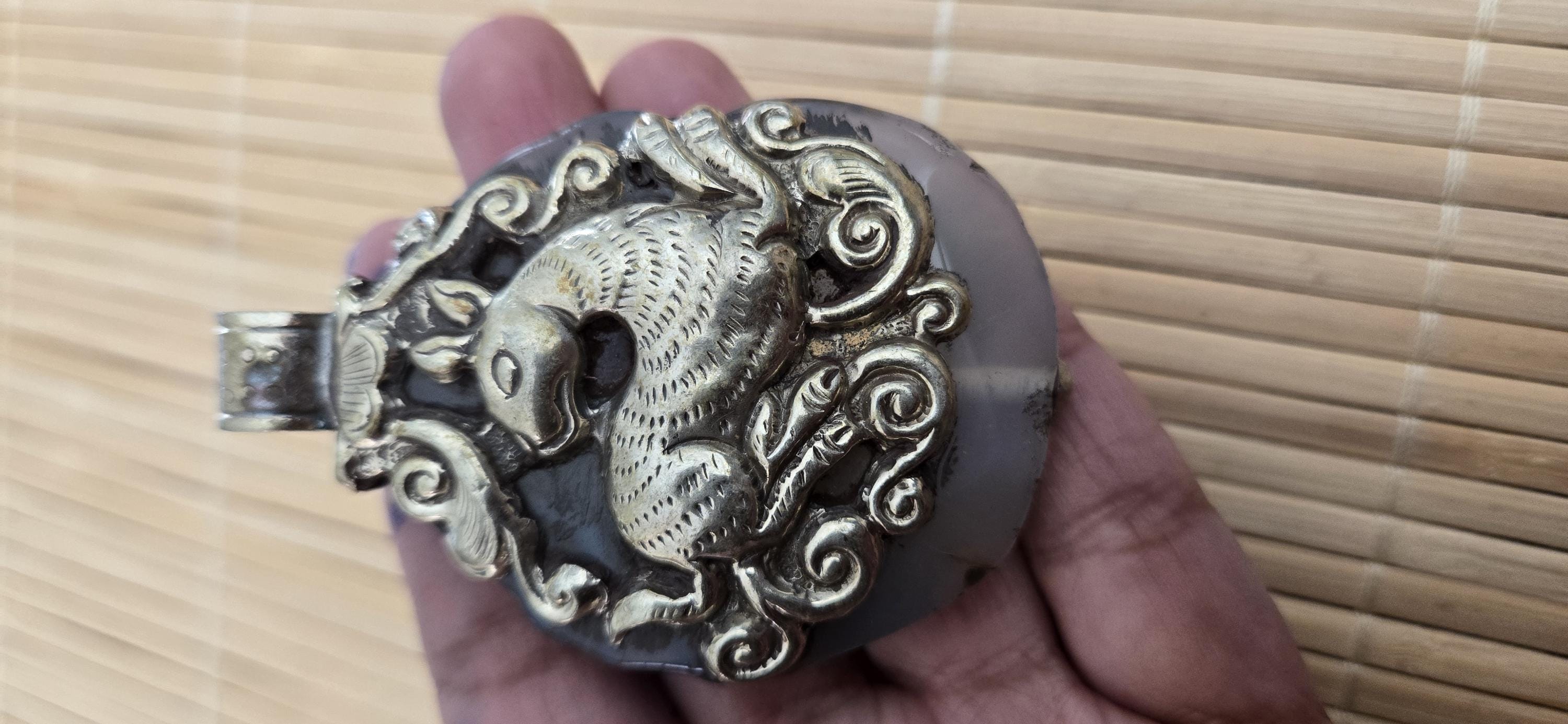 OOAK large freeform Tibetan pendant agate gemstone elephant pendant with deer reversible design unique nepal pendants - 1 pc - PM275A