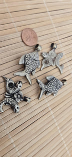 4 Pendants - Dual sided Tibetan antiqued silver finish fish pendants from Nepal - PM275B