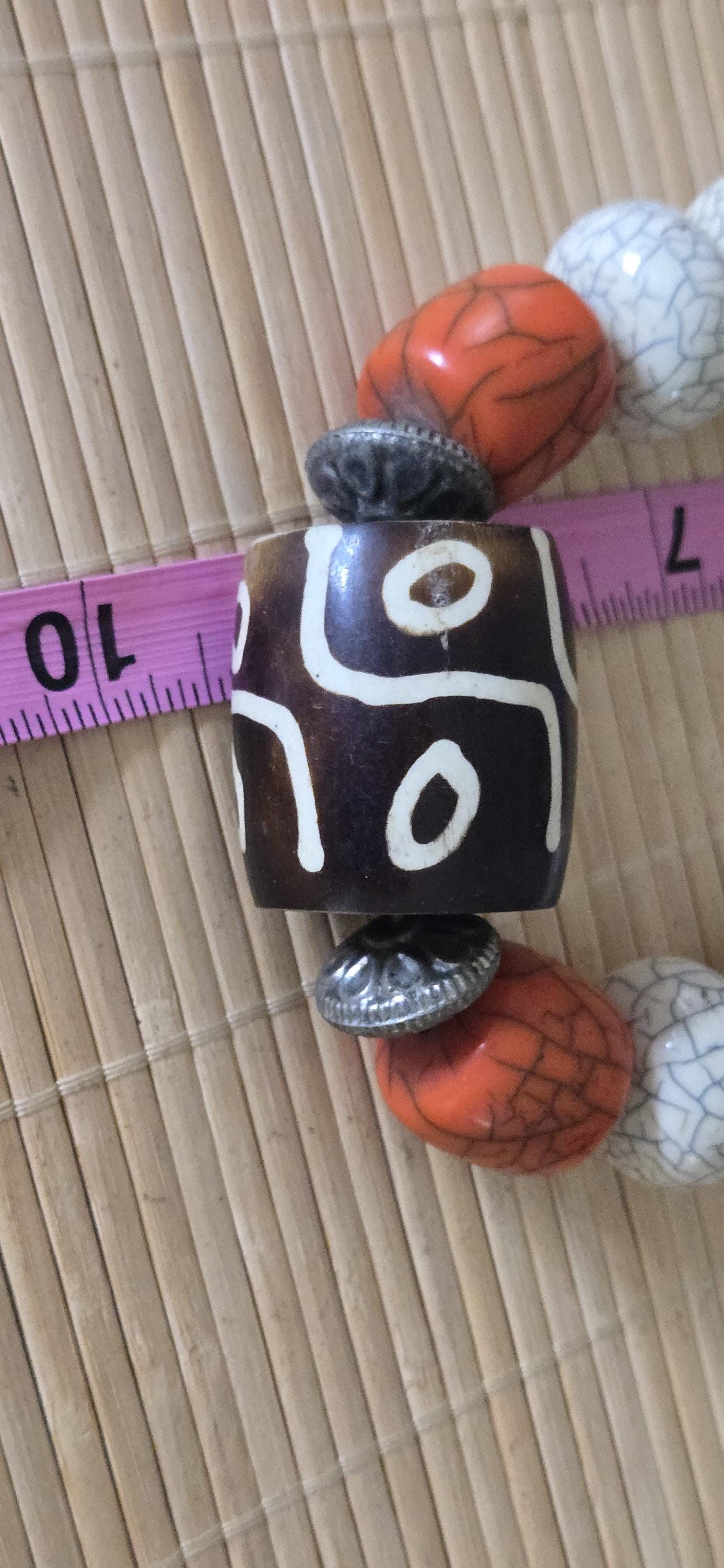 Old Tibetan beads batik bone bead crackle resin beads necklace bold heavy beads strand from Nepal STR004G