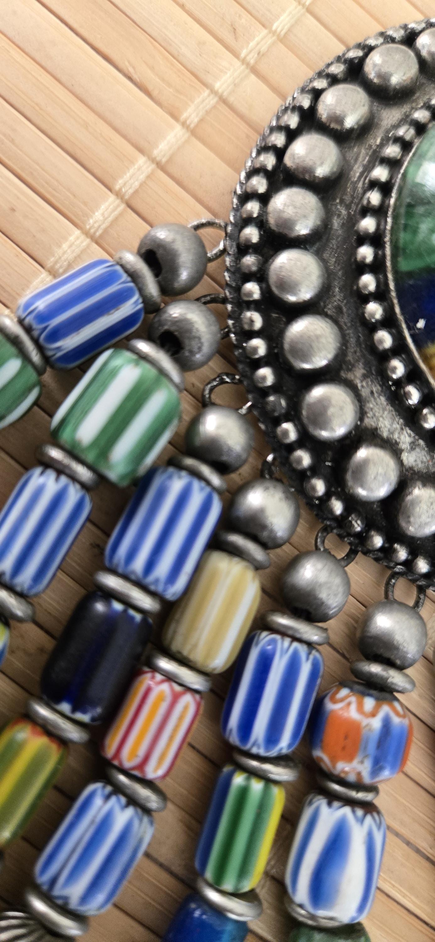 Gorgeous hand crafted vintage chevron old glass beads necklace pendant from Nepal STR006B