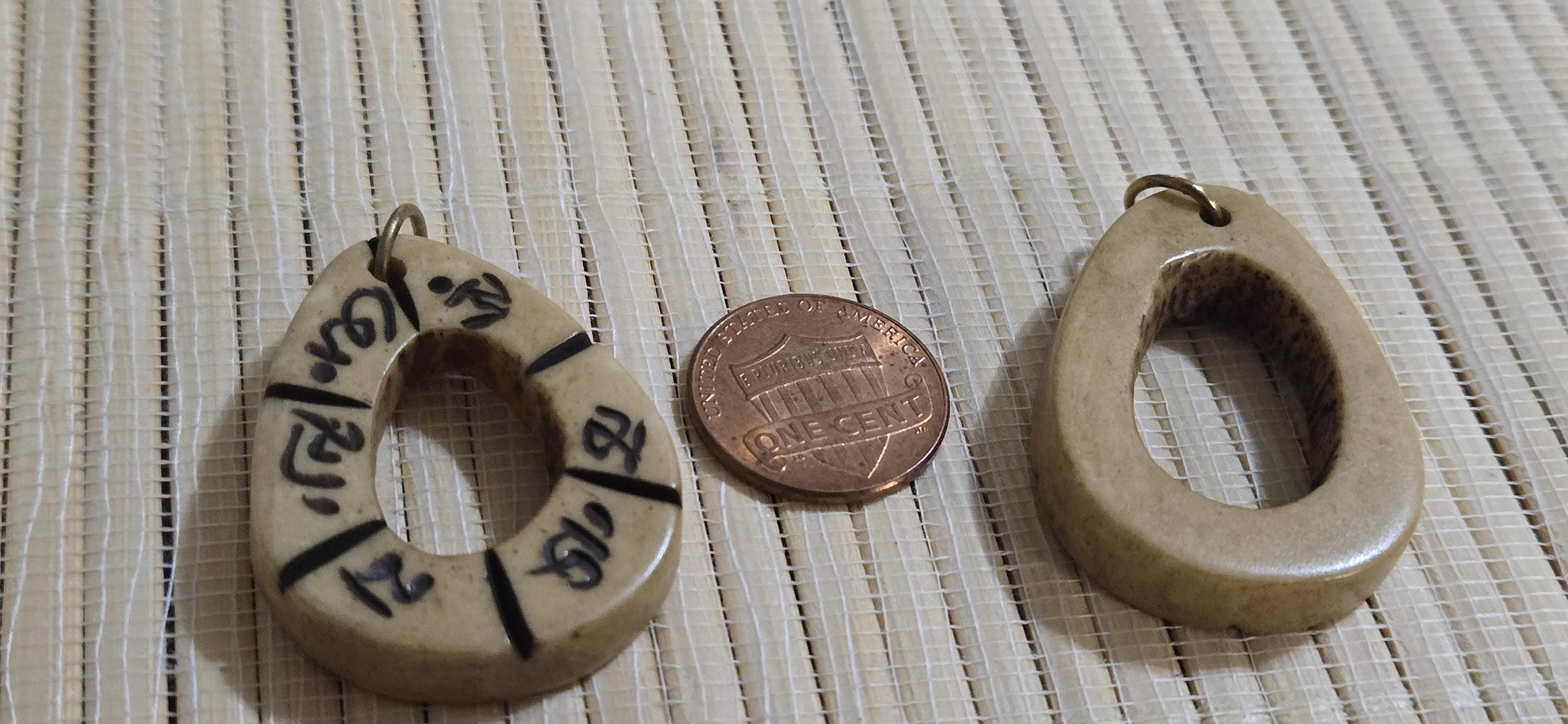 Tibetan prayer mantra Om Mani Padme Hum Pendant – teardrop oval donut shape, Recycled Cattle Bone om amulet charm – 1 pendant - PB051A
